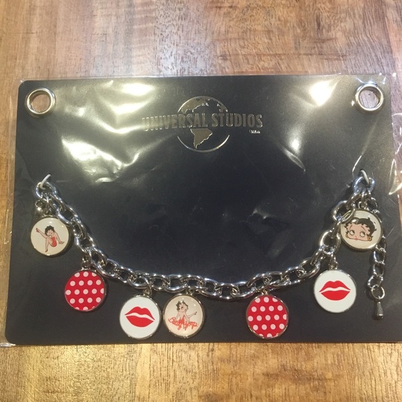 Betty Boop Charm Bracelet - Picture 5 of 5